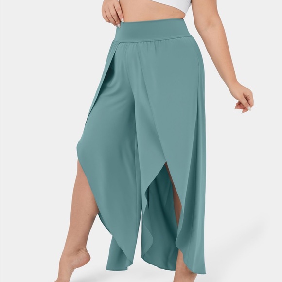 HALARA - NWT Breezeful™ High Waisted Palazzo Flowy Split Wide Leg Quick Dry Pant - Picture 2 of 12